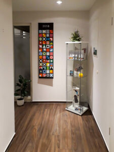 Praxis-Simone-Jaensch-Regal